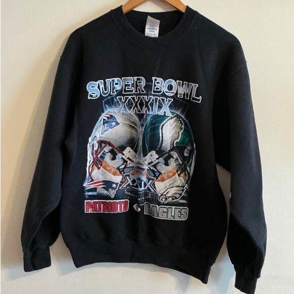 SUPER BOWL XXXIX SWEATSHIRT Adult 2005 Patriots Eagles size M - Picture 1 of 6